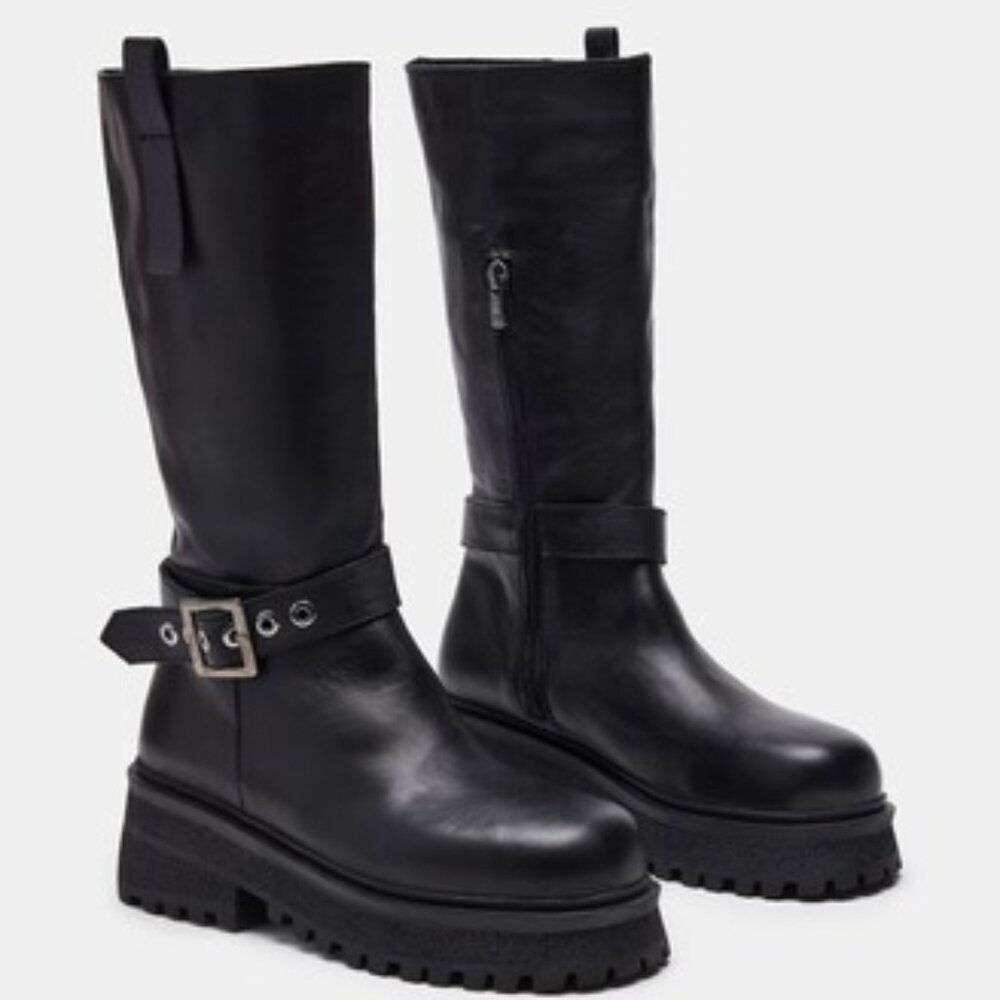 NWOB Steve Madden Willow Black Leather Boots